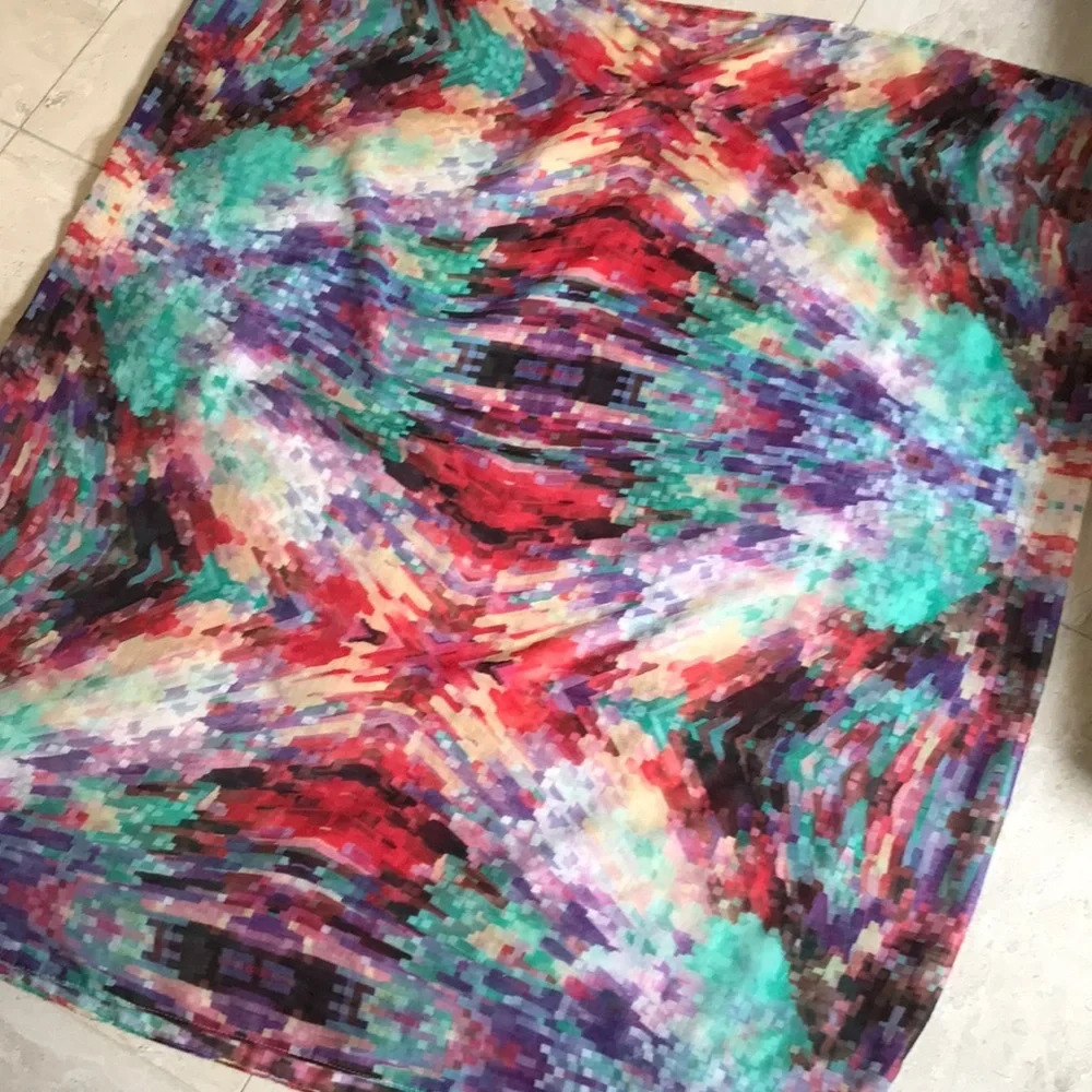 Vibrant, versatile pixel print infinity scarf - image 5